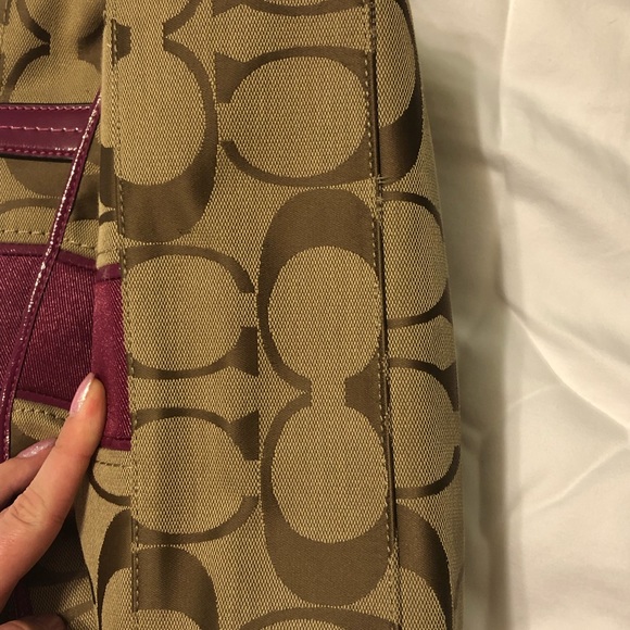 Coach canvas handbag, used - Picture 5 of 6